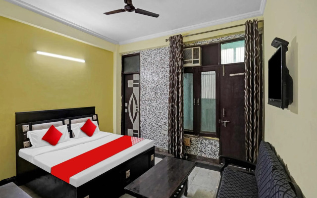 OYO Flagship 80586 Elite Homes