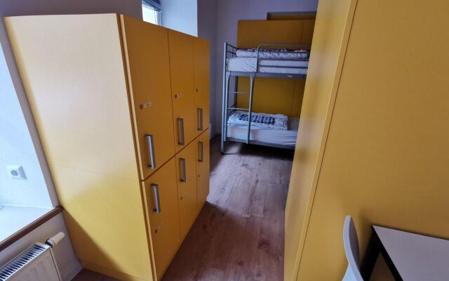 H2O Hostel