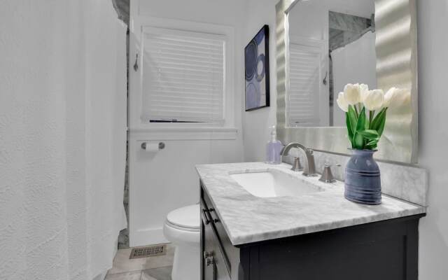 Cozy Vibes Buckhead 7 Beds