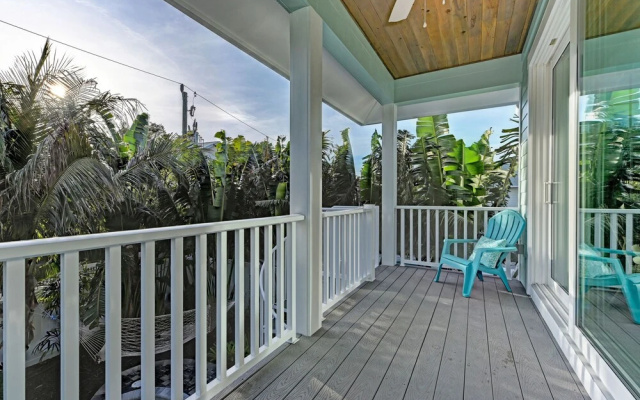 Coconut Breeze Estate
