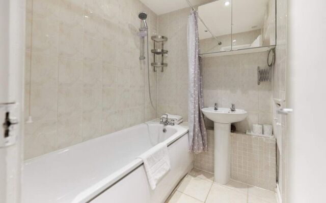 The Kennington Park Crib - Lovely 2bdr Flat With Garden