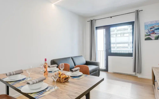 Boutique Apartment 8