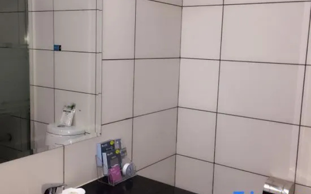 Gofront Hotel