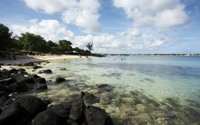 Grand Baie Suites