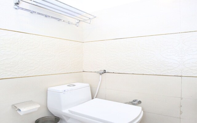 Hotel The Black Gold By OYO Rooms