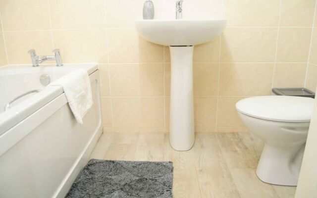 Luxury Emirates Arena Apartment