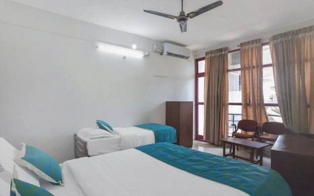 Hotel Raj