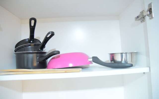 Simply Studio Room @annora Living Apartment Tangerang By Travelio