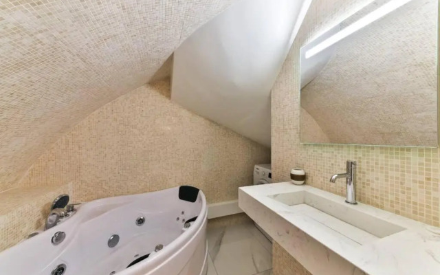 New&Renovated in heart of PARIS- 6pers