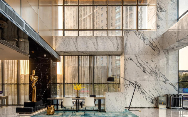 Orange Hotel (Yancheng Municipal Government Baolong Square)