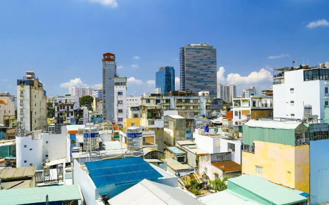 Louis Hotel - Bui Vien Walking Street