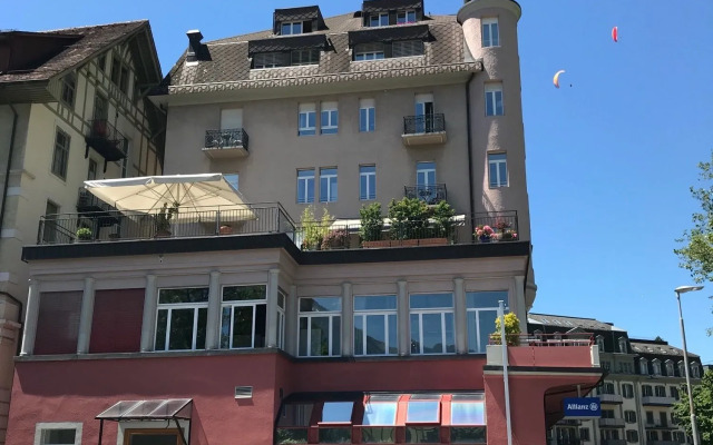 Hotel Savoy