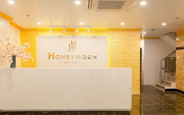 Honeymoon Hotel and Apartment