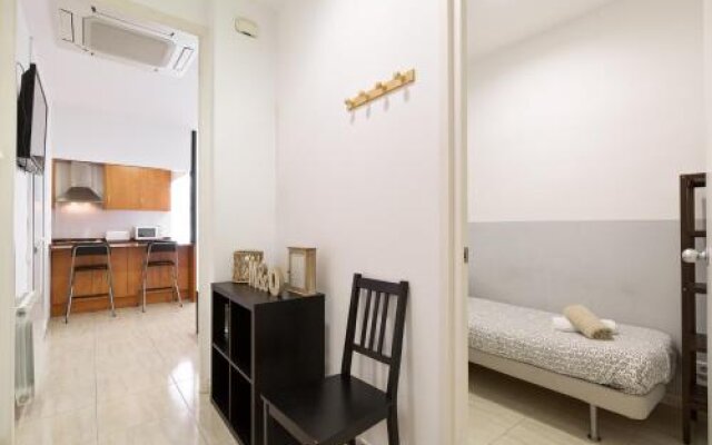 Stay U-Nique Apartments Urgell