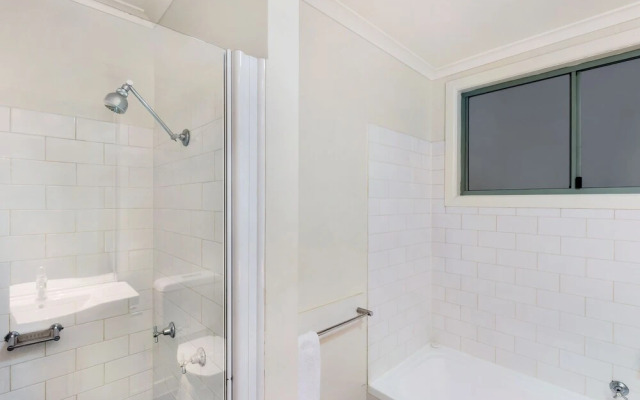 Pyrmont 1 Bedroom furnished - 857 PYR