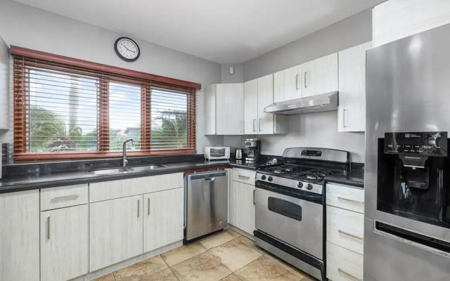 Amazing 4br4ba Villa w Pool Birdsanctuary Views