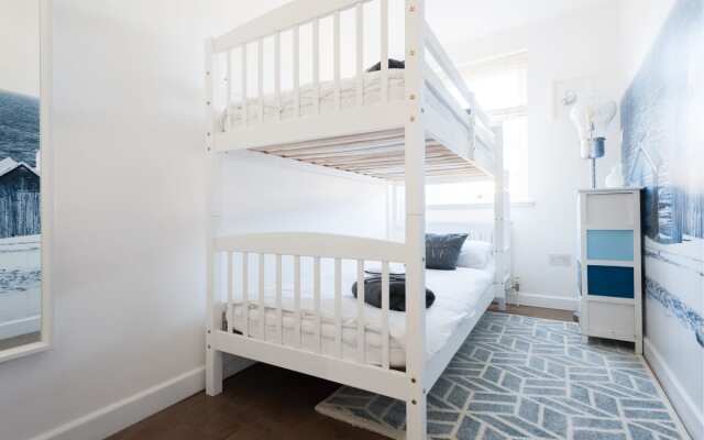 The Jericho Escape - Comfortable & Modern 4BDR in Jericho