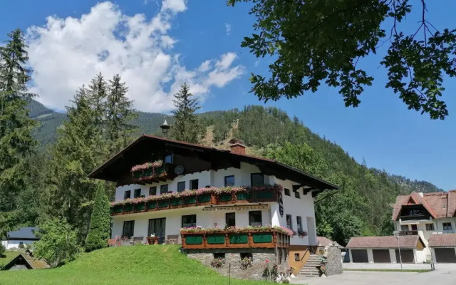 Hotel garni Landhaus Bürtlmair