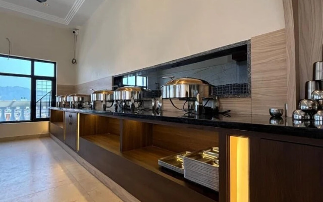 Shri Bhagwan Gopi Dham Dharmsala