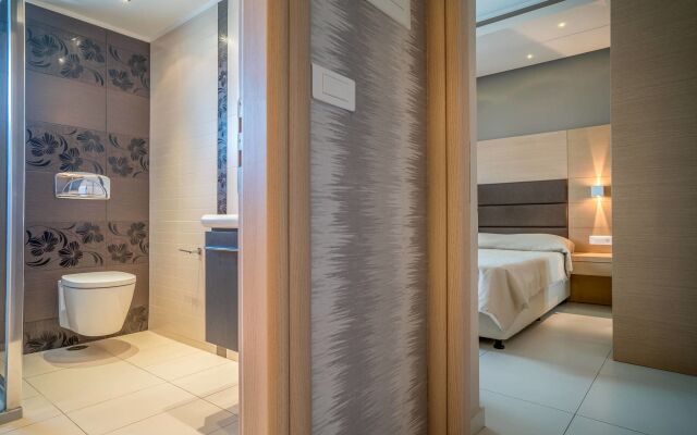 Kymothoe Elite Suites