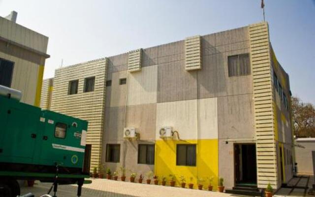 Hotel Vrindavan Palace