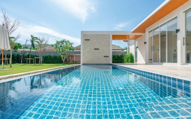 Signature Villa By Rents In Phuket