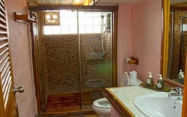 Phu Pha Nam Resort & Spa