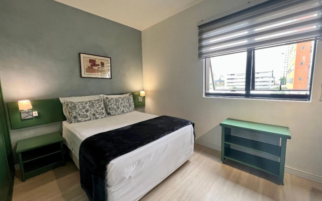 QI Intelligence Flat Ibirapuera próximo do metrô Moema UH1306