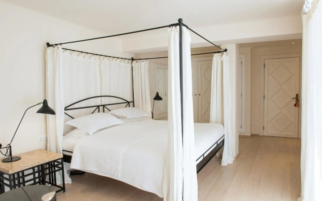 Vila Joya Home, Restaurant & Spa