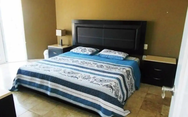 Condo Portofino Carbajal