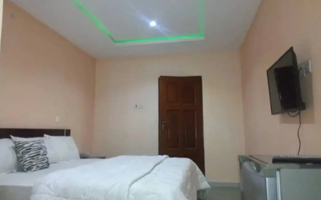 De Nelcom Resorts