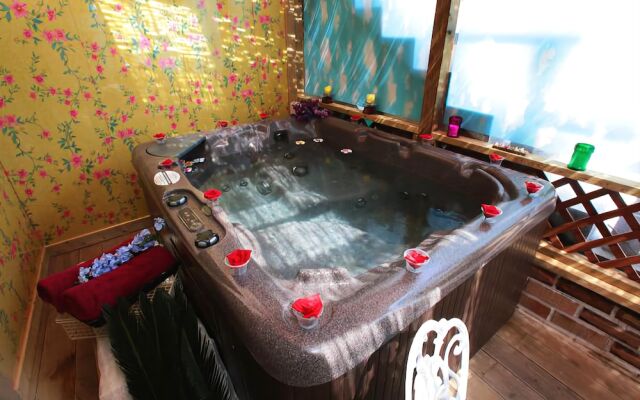 Rainbow Village Pension