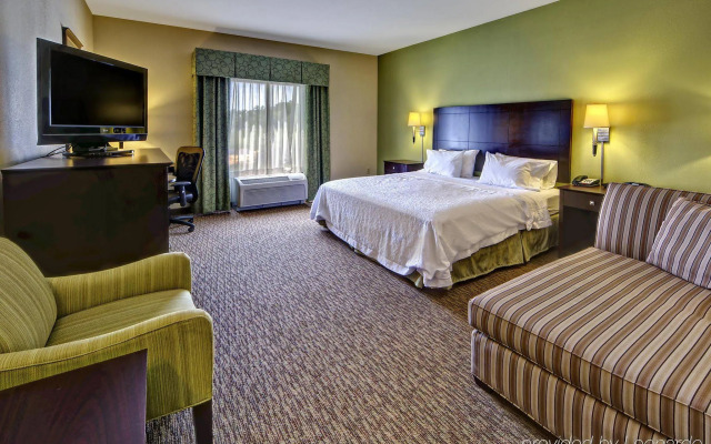 Hampton Inn Crossville