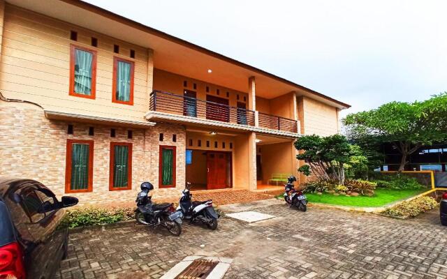 OYO 2912 Graha Minda Syariah