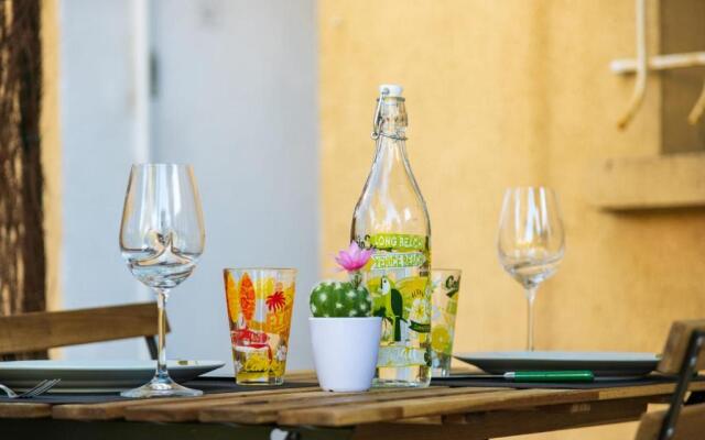 Comfortable studio with air-conditioning in Six-Fours-les-Plages - Welkeys