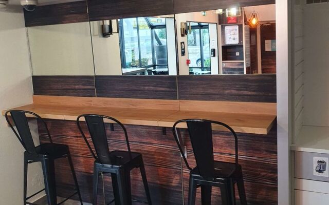 KYRIAD DIRECT ORLEANS - Olivet - La Source