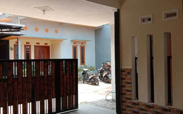 Lestary Homestay