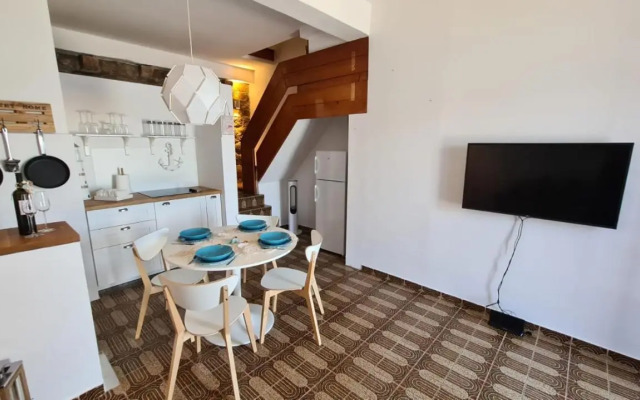 Beach front AmF Holiday Home