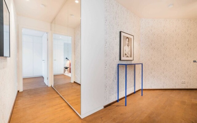 Luxury Residence near Parliament