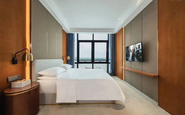 Kyriad Marvelous Hotel (Guangzhou China Railway Tunnel Bureau Headquarters)