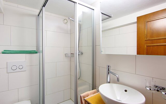 Apartment 241 Silvaplana-Surlej