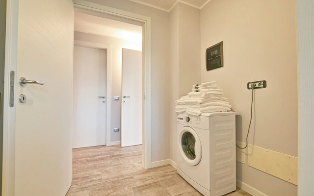 Bilocale con piscina Manerba del Garda