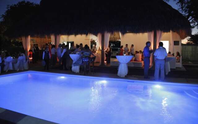 Machele's Place Hotel