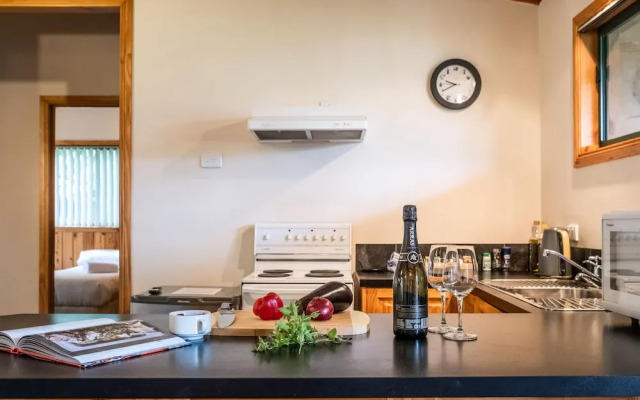 Freycinet Cottage 2