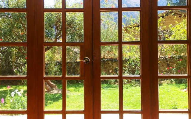 Apu Lodge B&B