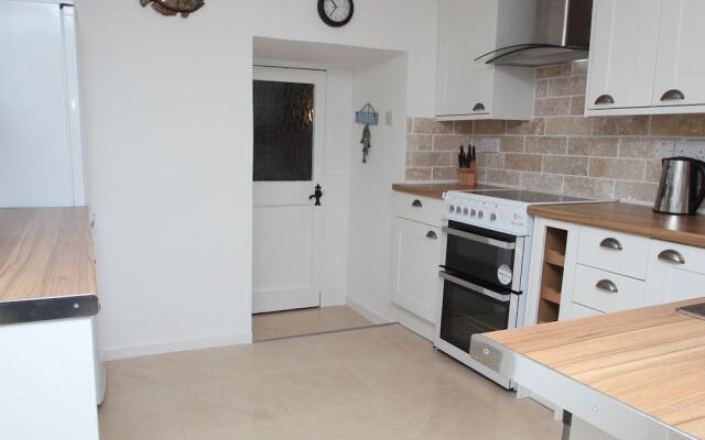 Gillyflower Cottage