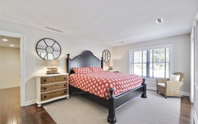 La Bella Vita by Long & Foster