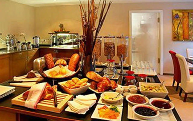 Banyan Hotel