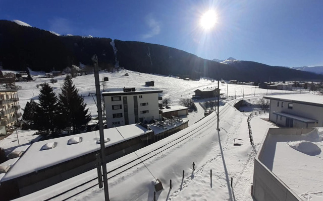 Agrimonia - möbilierte Ferienwohnung mit Balkon
