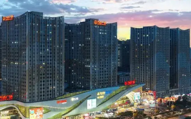 Yeste International Hotel